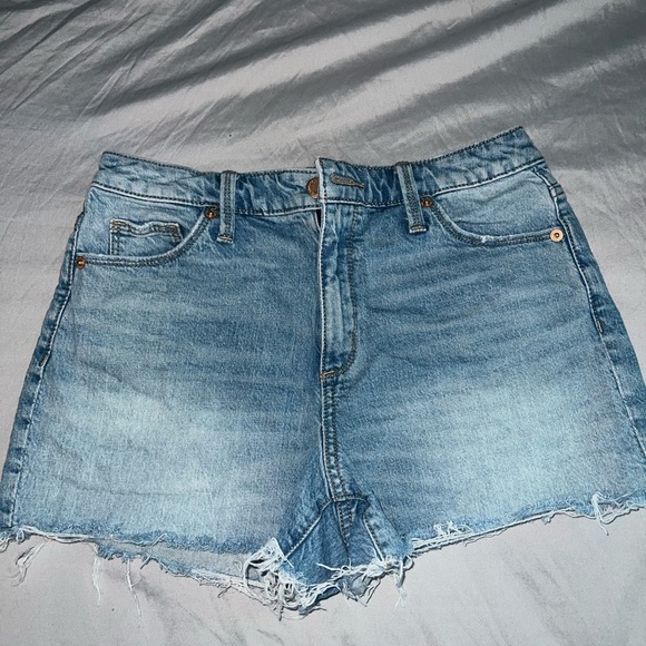 Universal Thread Light Blue Jean Shorts - Picture 1 of 2